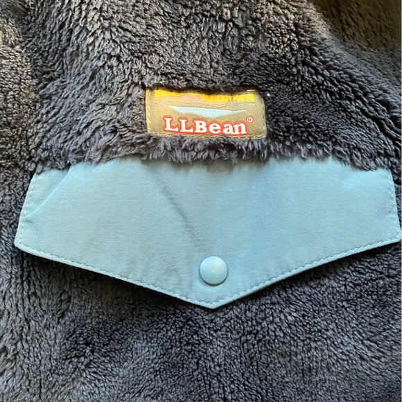 LL Bean fleece. Size medium. - Picture 2 of 5
